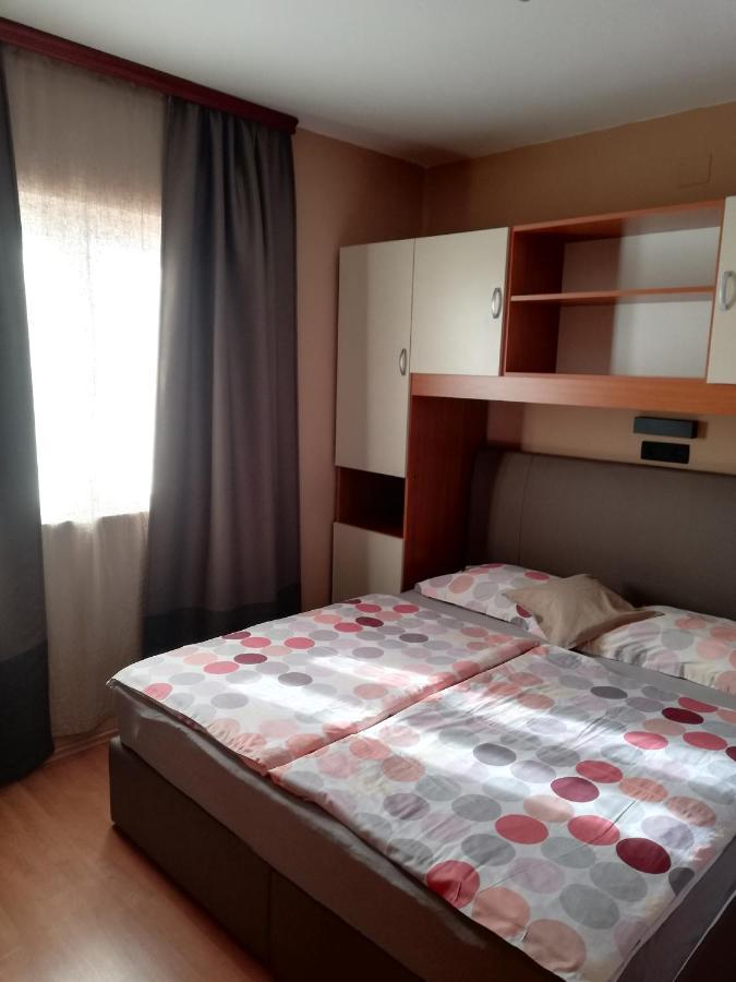 Danijela Tomicic Apartment Lopar